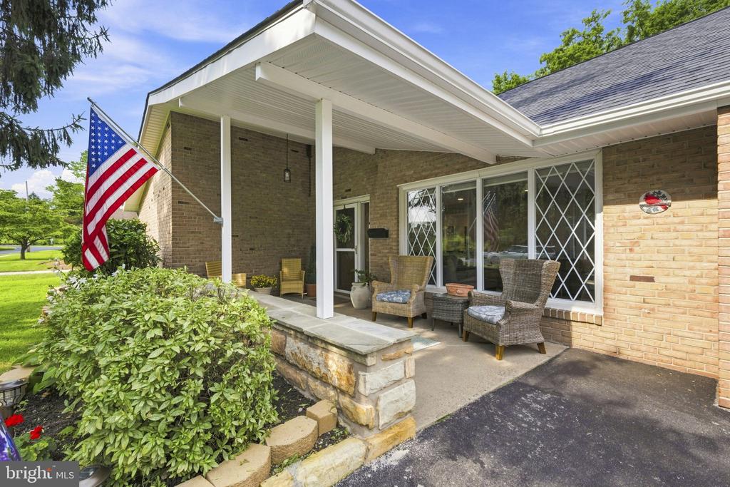 Residential in SPRINGFIELD 4