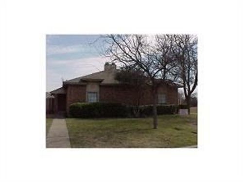 1756 Carrington Dr, Glenn Heights, TX, 75154-8620 | Card Image