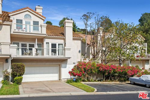 622 Palisades Dr, Pacific Palisades, CA, 90272-2849 | Card Image