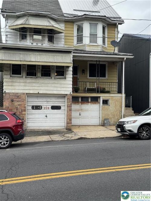 359 W Patterson St, LANSFORD, PA, 18232-1110 | Card Image