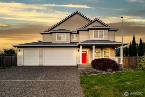210 Tsugawa Ct, Woodland, WA, 98674-7217 | Card Image