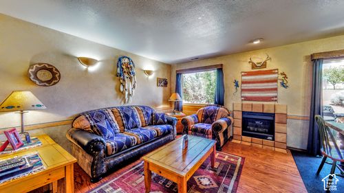 3299 E Fairway Loop, Moab, UT, 84532-3505 | Card Image