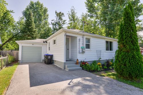 3433 Beachview Ave, Cumberland Beach, ON, L0K1G0 | Card Image