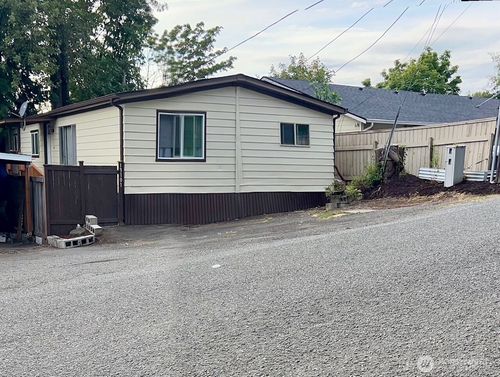 13101 64th Ave S, Seattle, WA, 98178-4619 | Card Image