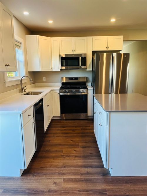 a-12 Lawton St, Fairhaven, MA, 02719-3707 | Card Image