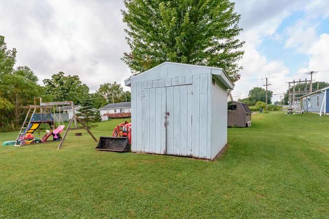715 N Washington St, House other with 3 bedrooms, 2 bathrooms and null parking in Tekonsha MI | Image 27