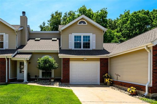 3-3111 Green Prairie Dr, Saint Peters, MO, 63303-5817 | Card Image