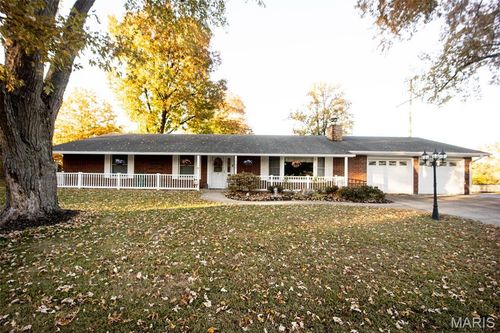 1300 Duval Dr, Godfrey, IL, 62035-1610 | Card Image