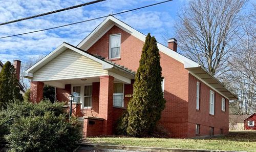 214 N Chestnut St, Huntingburg, IN, 47542-1224 | Card Image