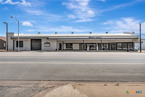 803 N Avenue E, Shiner, TX, 77984-5446 | Card Image