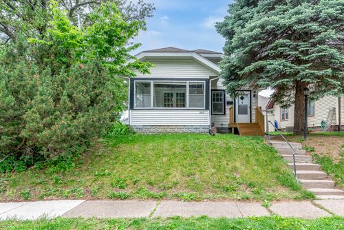 2012 Lorton Ave, Davenport, IA, 52803-3446 | Card Image