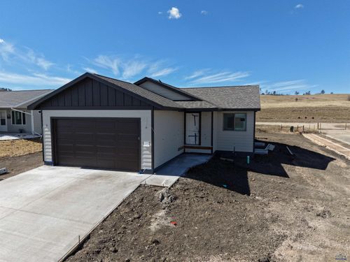 5213 Elmstead St, Rapid City, SD, 57701 | Card Image