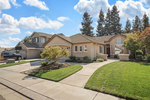 2616 Ponderosa Dr, Lodi, CA, 95242-8322 | Card Image