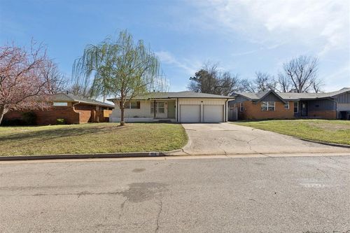 916 Kenilworth Road, Oklahoma City, OK, 73114 | Card Image