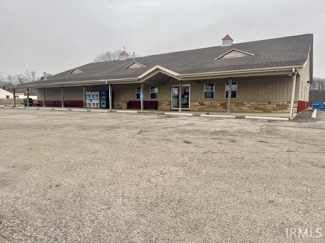 58413 Crumstown Hwy, South Bend, IN 46619