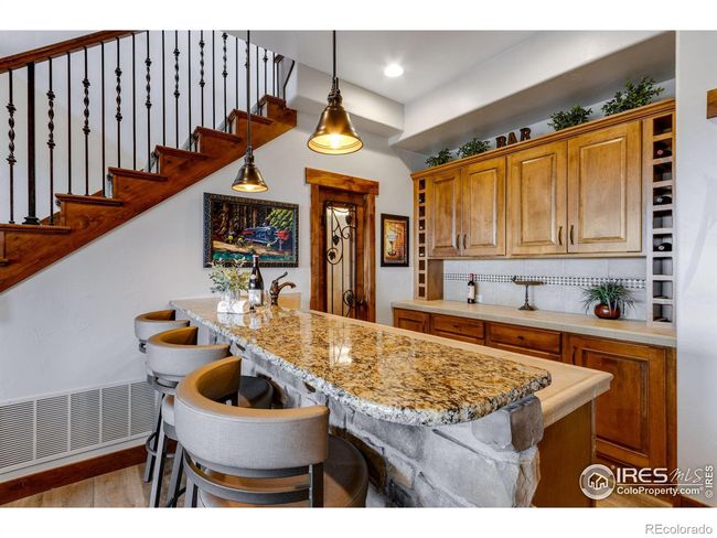 Lower level wet Bar | Image 36