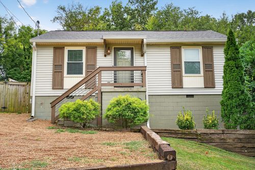 932 Sharpe Ave, Nashville, TN, 37206-3452 | Card Image