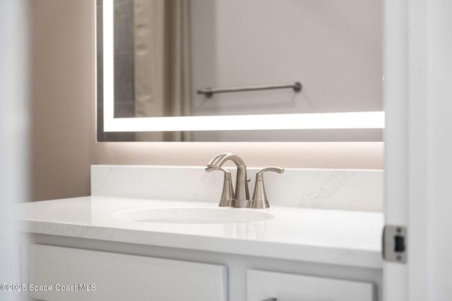 Guest Bath 2 | Image 15