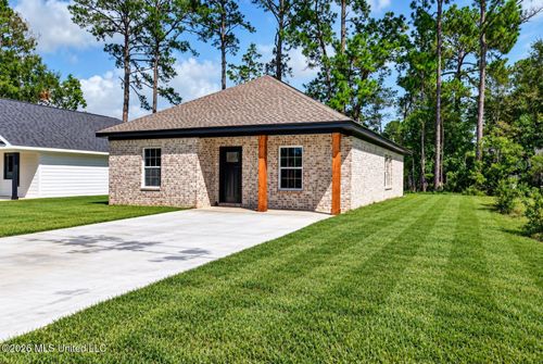 1524 Wynedote Dr, Gautier, MS, 39553-2688 | Card Image