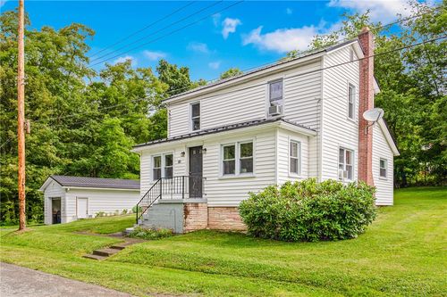 136 B St, Stoystown, PA, 15563-8536 | Card Image