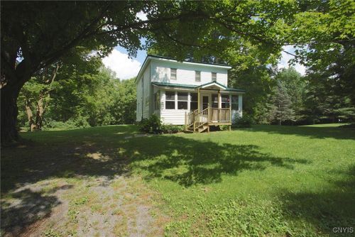 8182 Centerport Rd, Mentz, NY, 13140 | Card Image