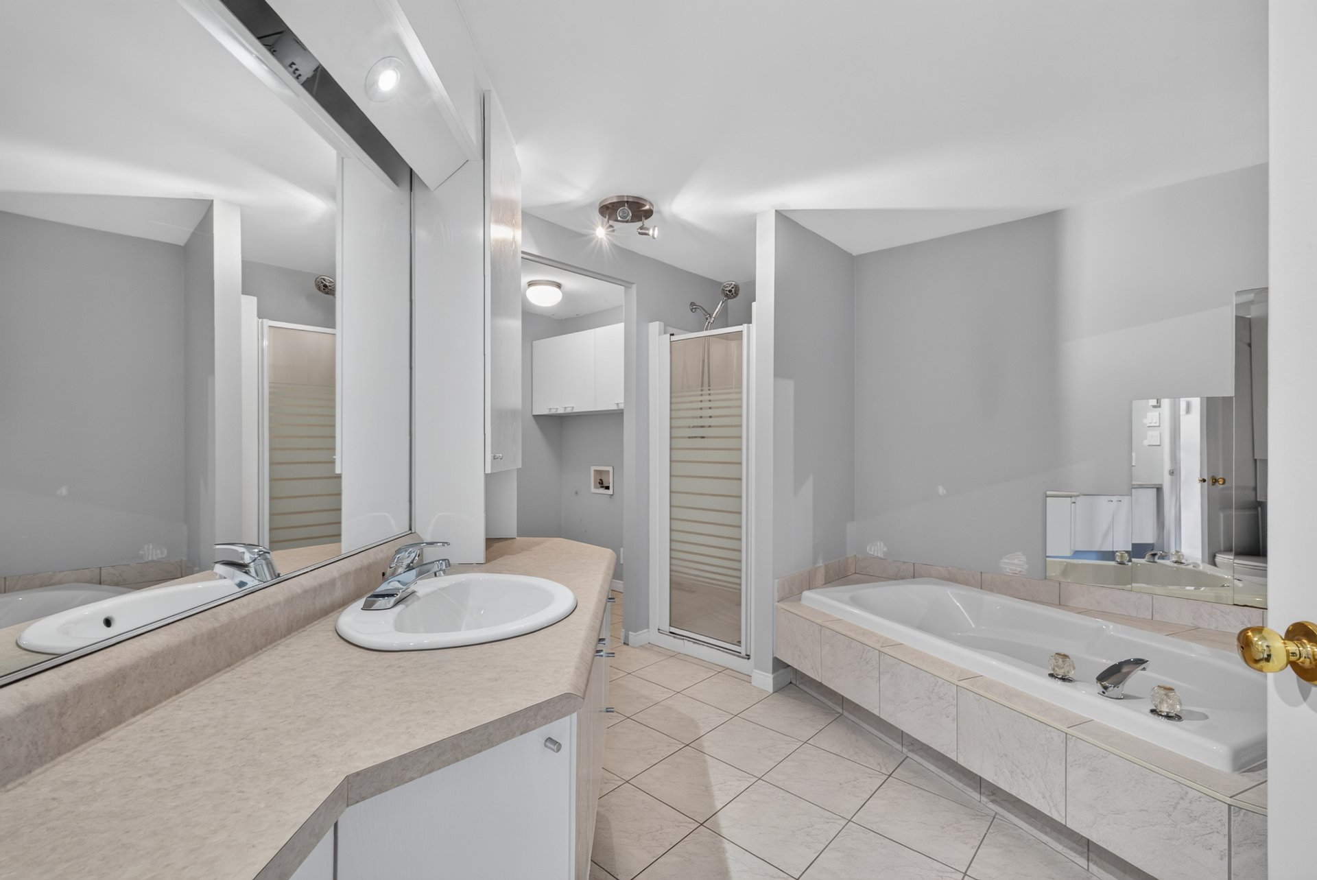 Residential Lease in Lévis (Les Chutes-de-la-Chaudière-Est) 4