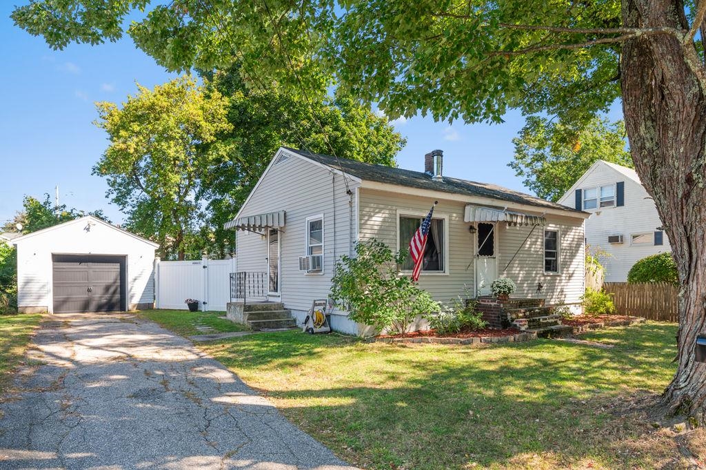 Kendall Ave, Manchester, NH 03103