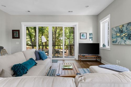 4069 S Rhett Ave, North Charleston, SC, 29405-7199 | Card Image