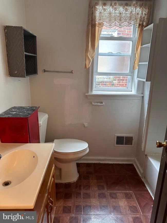 1248 Kenwood Ave, Townhouse with 3 bedrooms, 1 bathrooms and null parking in CAMDEN NJ | Image 9