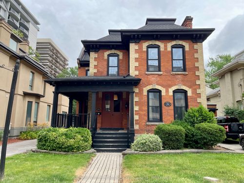 6-203 Macnab St S, Hamilton, ON, L8P3C8 | Card Image