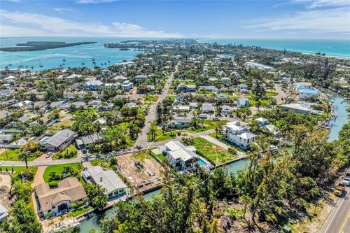7149 Longboat Dr N, LONGBOAT KEY, FL, 34228-1047 | Card Image