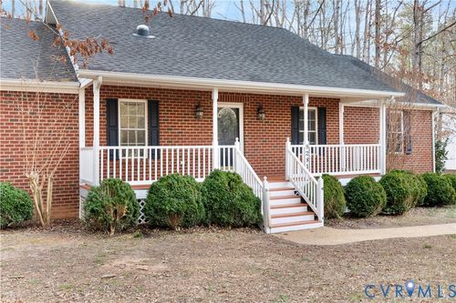 9281 Forestdale Dr, Amelia Court House, VA, 23002-3846 | Card Image