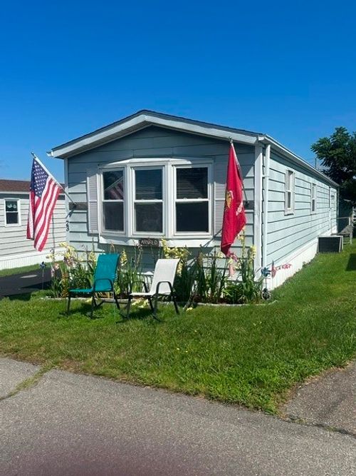 23 Bayview Park Avenue, Middletown, RI, 02842 | Card Image