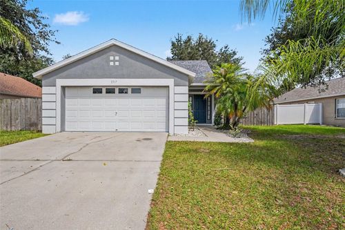 1317 Avonwood Ct, LUTZ, FL, 33559-7903 | Card Image