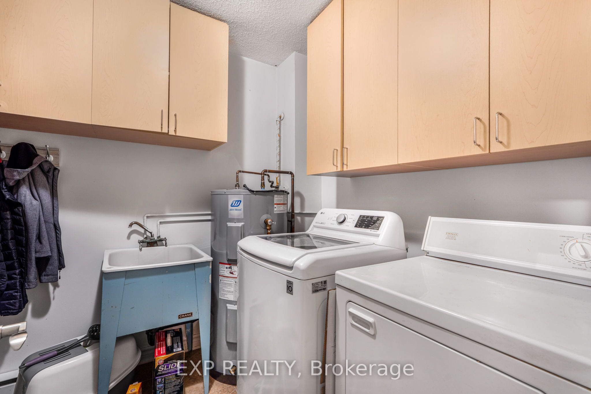 Residential Lease in Casselman 3