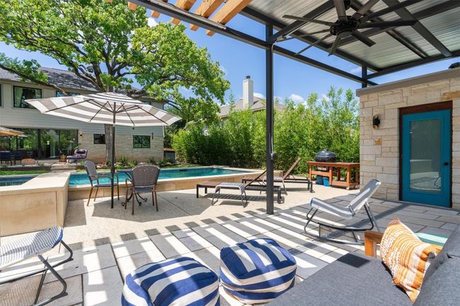 10933 Beachmont Ln, House other with 5 bedrooms, 3 bathrooms and 2 parking in Austin TX | Image 32
