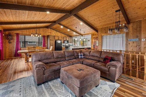 1414 Klamath Rd, Big Bear Lake, CA, 92315 | Card Image