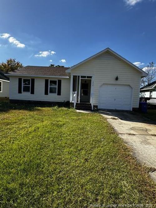 1574 Hazelcrest Dr, Fayetteville, NC, 28304-2729 | Card Image