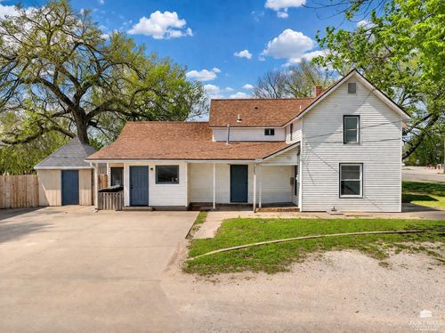 802 W Bertrand Ave, Saint Marys, KS, 66536-1648 | Card Image