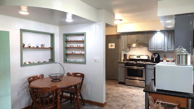 1001 E 4 Th St, House other with 3 bedrooms, 2 bathrooms and null parking in Fowler IN | Image 7