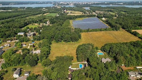 6 Cahoons Ln, Westport, MA, 02790-1943 | Card Image
