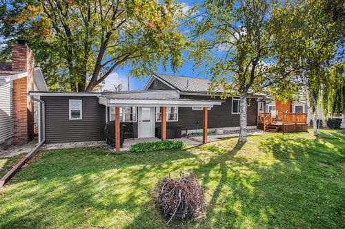 6867 Debralyn Dr, Unionville, MI, 48767-9421 | Card Image