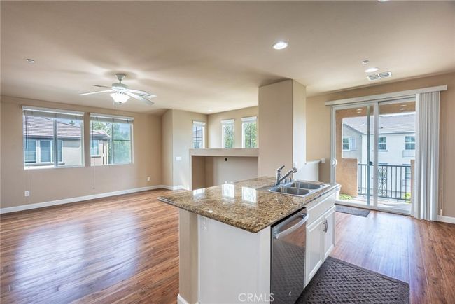 25102 Goodrich Ct, Townhouse with 2 bedrooms, 2 bathrooms and 2 parking in Stevenson Ranch CA | Image 6