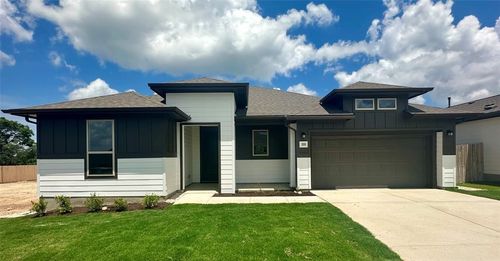 300 Treadwell Ln, Kyle, TX, 78640-3313 | Card Image