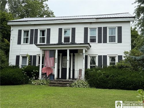 193 N Portage St, Westfield, NY, 14787-1049 | Card Image