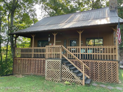 3117 Bear Mountain Ln, Sevierville, TN, 37876-6549 | Card Image