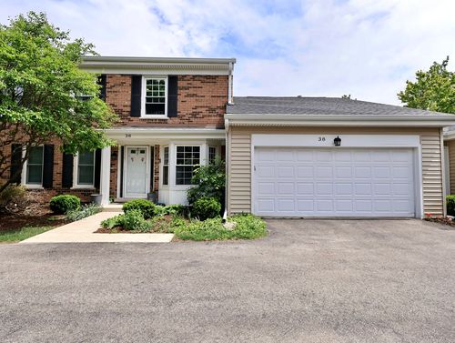 38 The Court Of Greenway, Northbrook, IL, 60062-3204 | Card Image