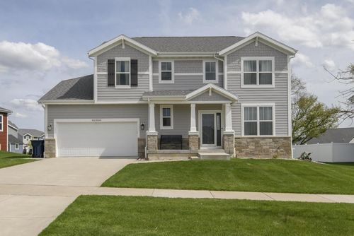 W241N5660 Maple Grove Lane, Sussex, WI, 53089 | Card Image
