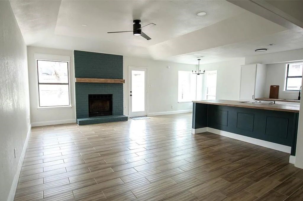 Residential in Arlington 4