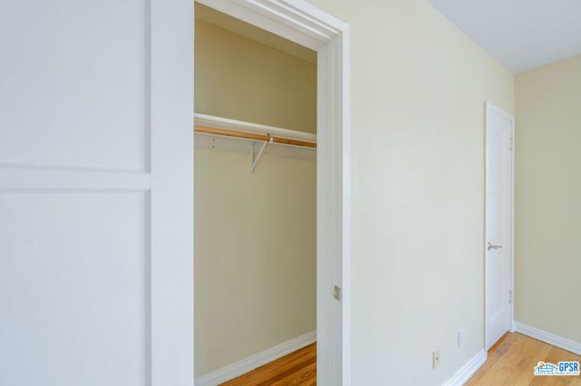 9425 W Olympic Blvd, Condo with 1 bedrooms, 1 bathrooms and 1 parking in Beverly Hills CA | Image 16